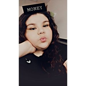 Meet your Posher, Marisol